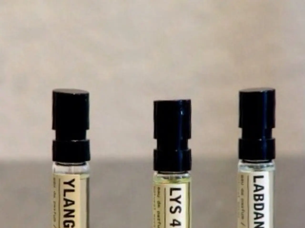 Difference Between Fragrance-Free and Unscented: An Explanation
