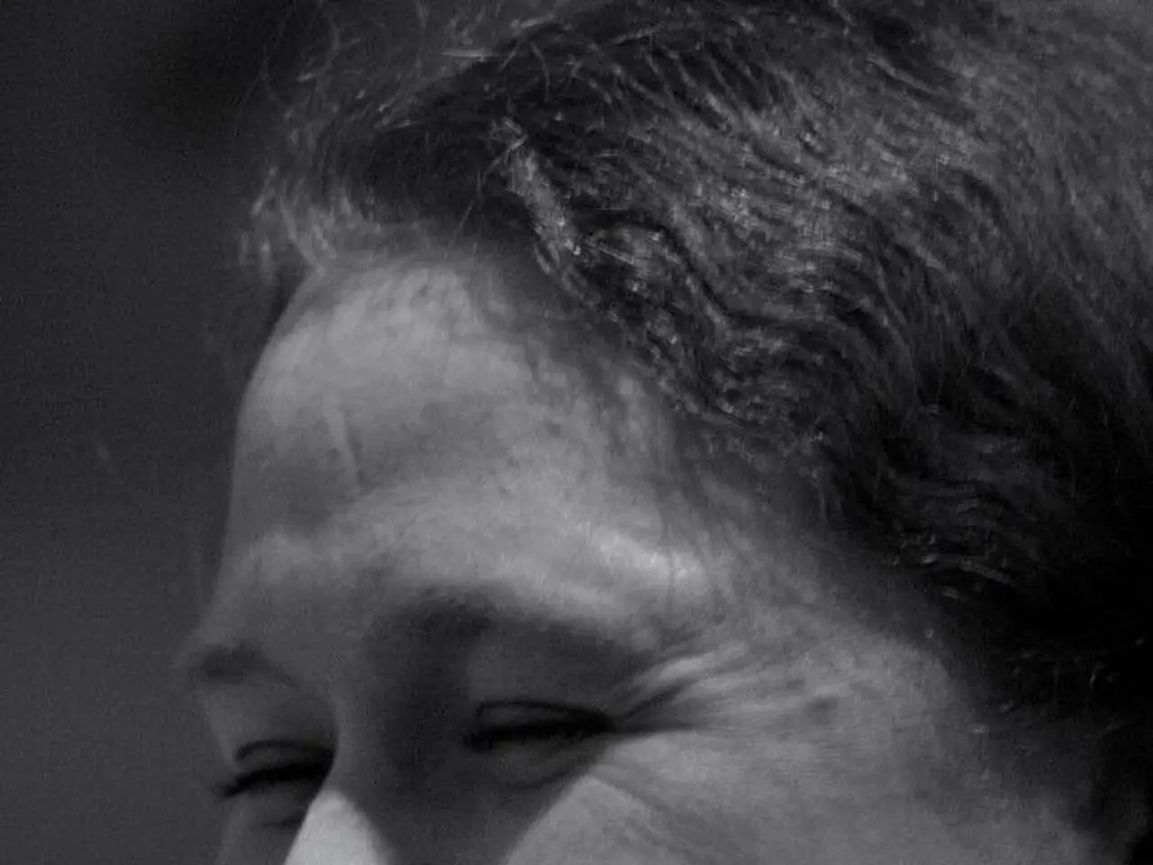 Uncommon indicators that others secretly respect you, despite their silence about it