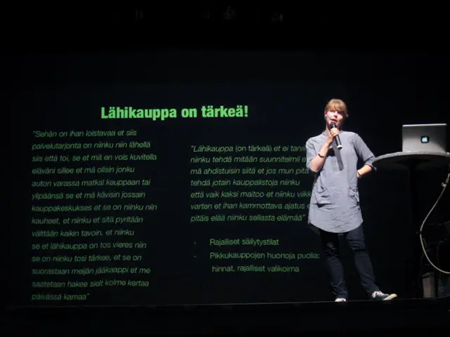 Strategies for Successful Engagement in Online English Seminars