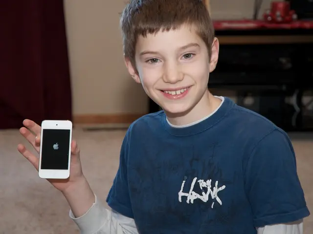 Schools in MV do not enforce a mobile phone ban; however, certain restrictions may apply.