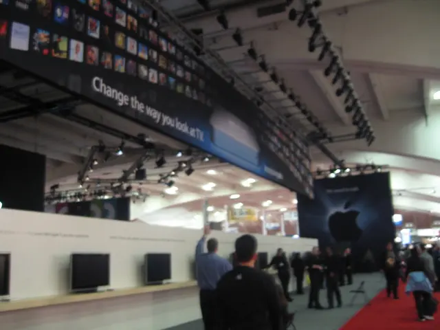 Grounded Theory's Application of Selective Case Selection