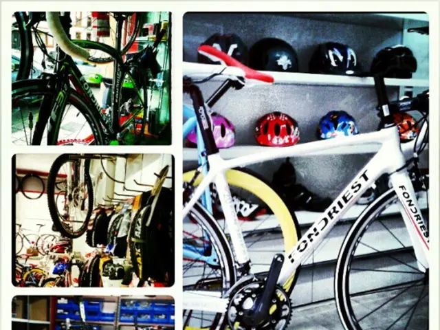 Bank City Sparkasse Solingen financially backs Solinger school teams for the National Final of...